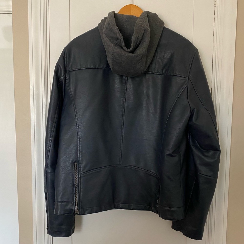 Levi’s Men Jacket. - image 4